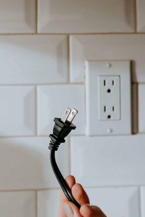 Quels sont les bénéfices des nouveaux matériaux légers pour les véhicules électriques?