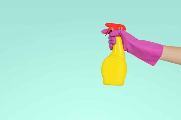 Quels sont les meilleurs produits pour nettoyer les coques en fibre de verre des bateaux?